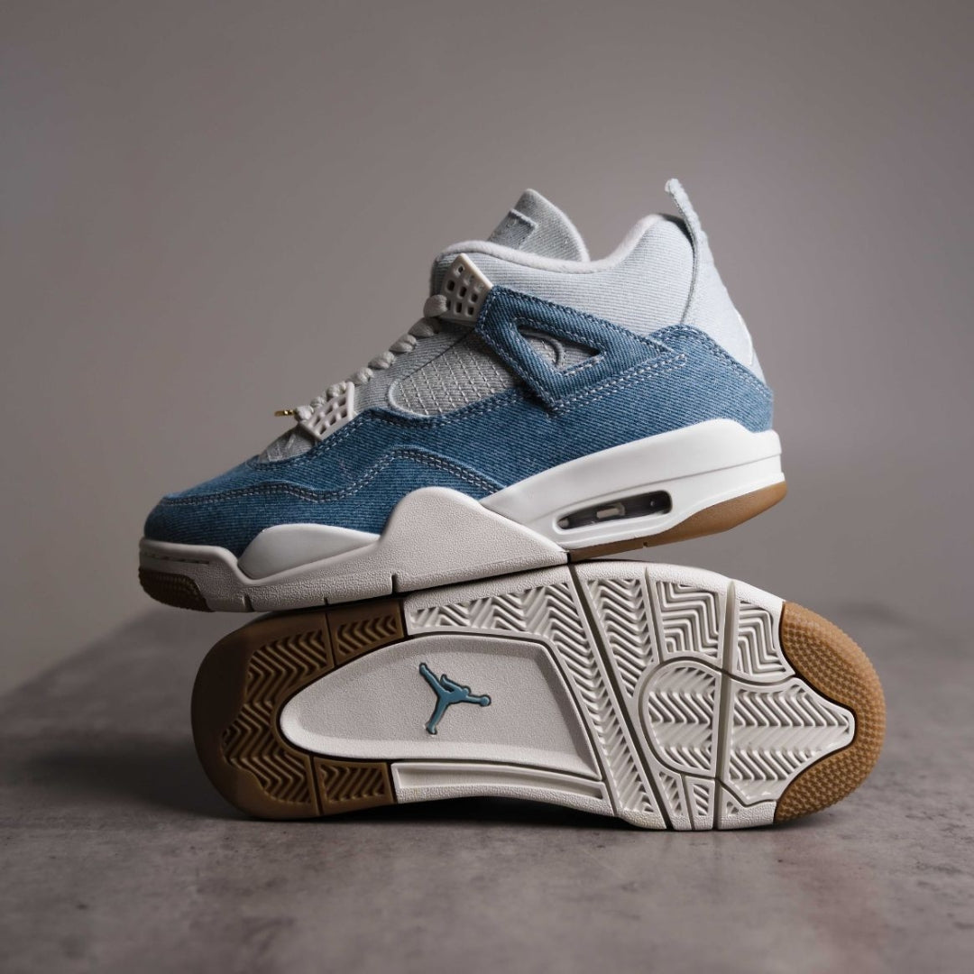 Air Jordan 4