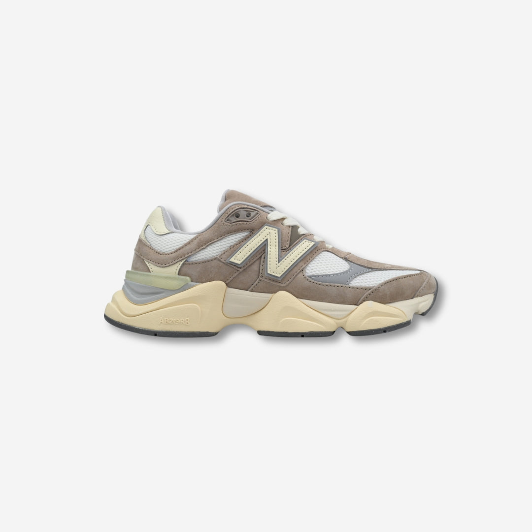 New Balance 9060 Retro Blanco/Marrón Claro