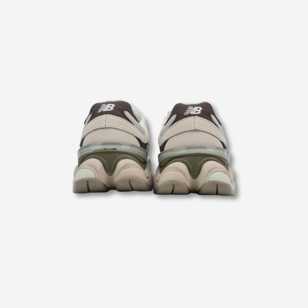 New Balance 9060 Retro Gris Claro/Borgoña