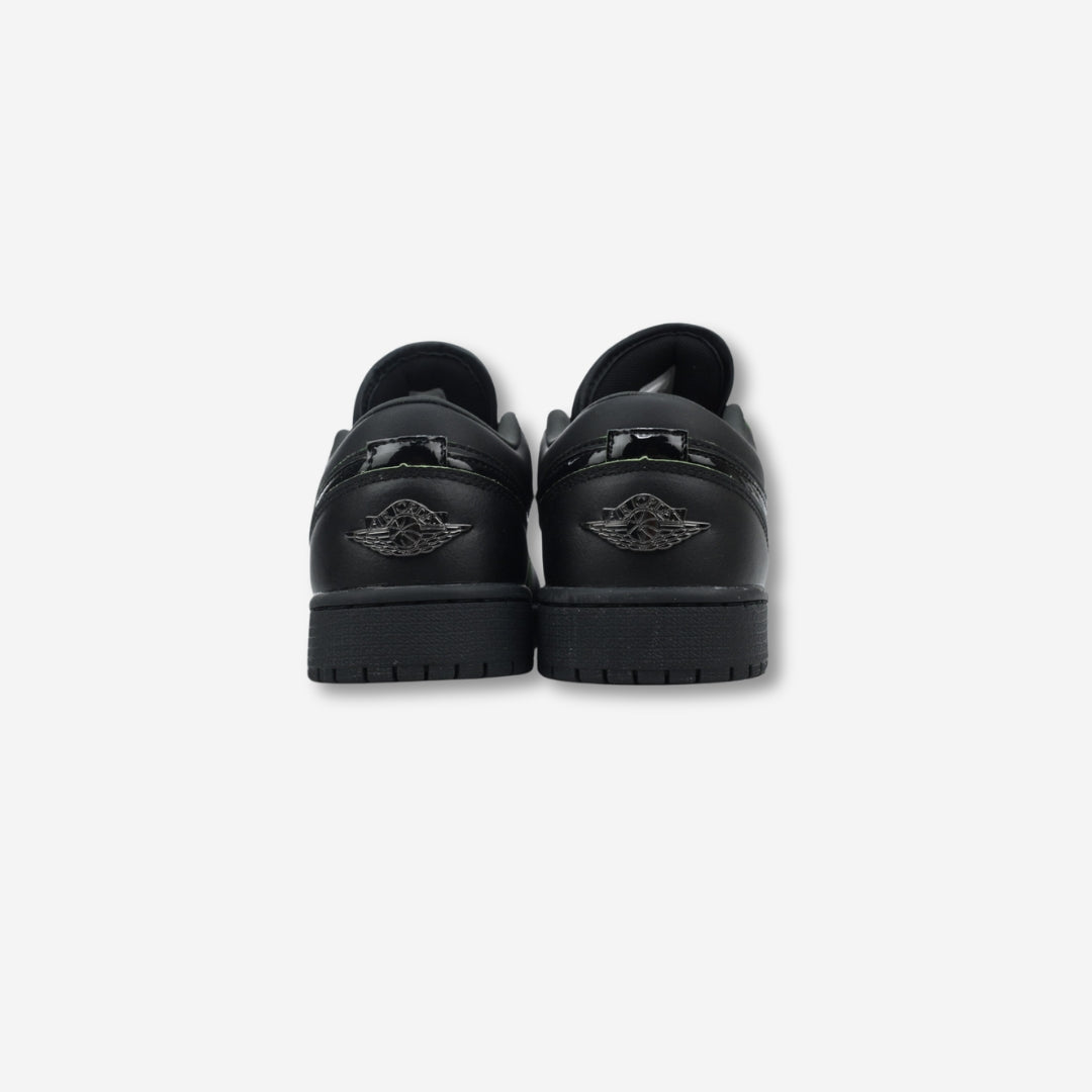 Air Jordan 1 Low SE 'Black Cat Mascot