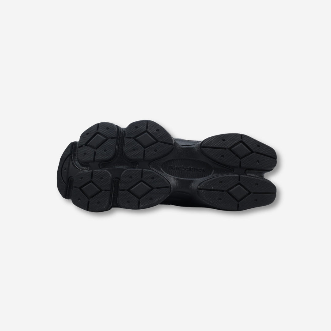 New Balance 9060 Retro All Black