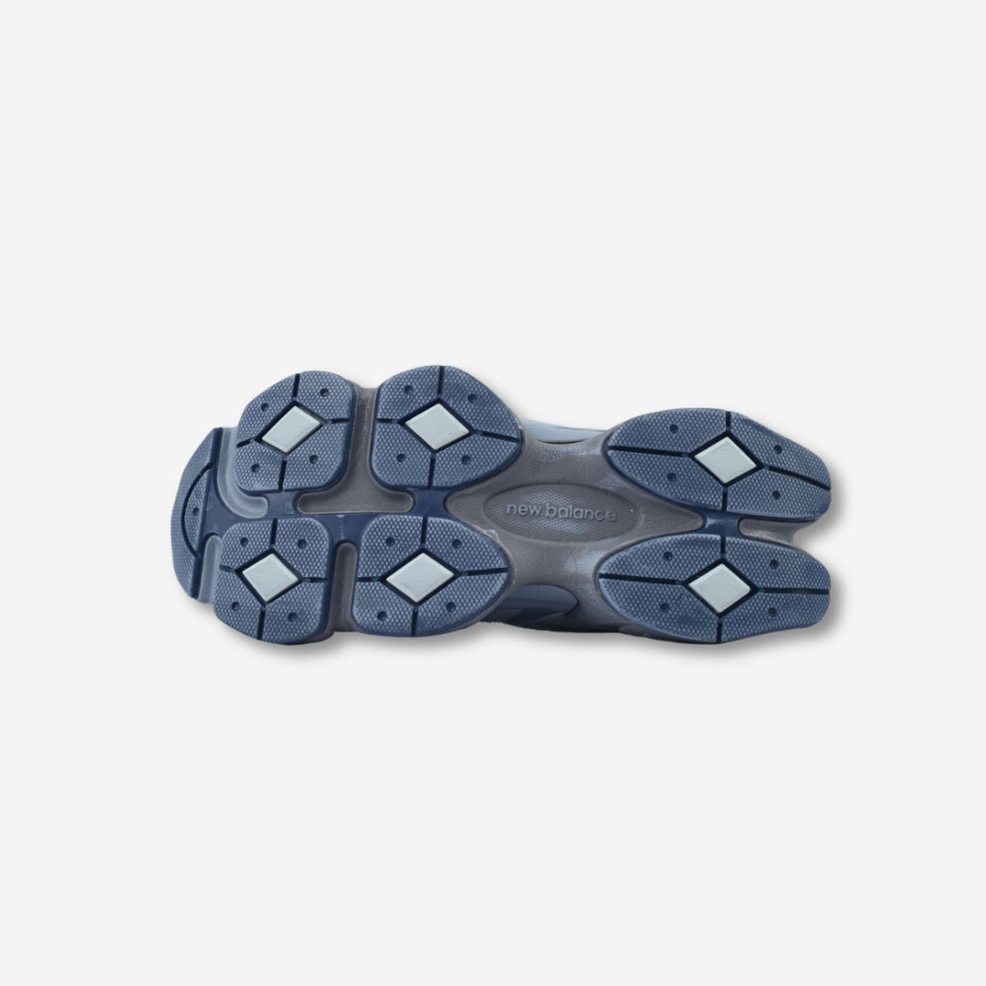 New Balance 9060 Retro Gris Ártico-50