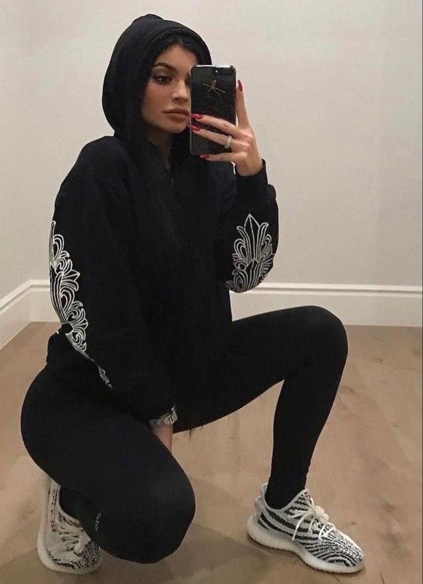 Adidas Yeezy Boost 350 V2 Zebra